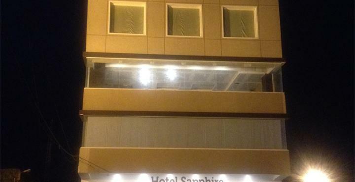 ホテル サファイア Zirakpur エクステリア 写真